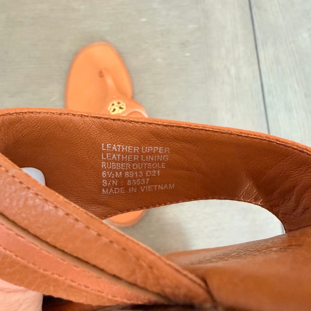 Tory Burch Carson Sandal - Picture 3 of 3